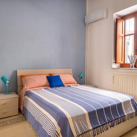 דירות La Casa Di Sara A מונדלו מראה חיצוני תמונה